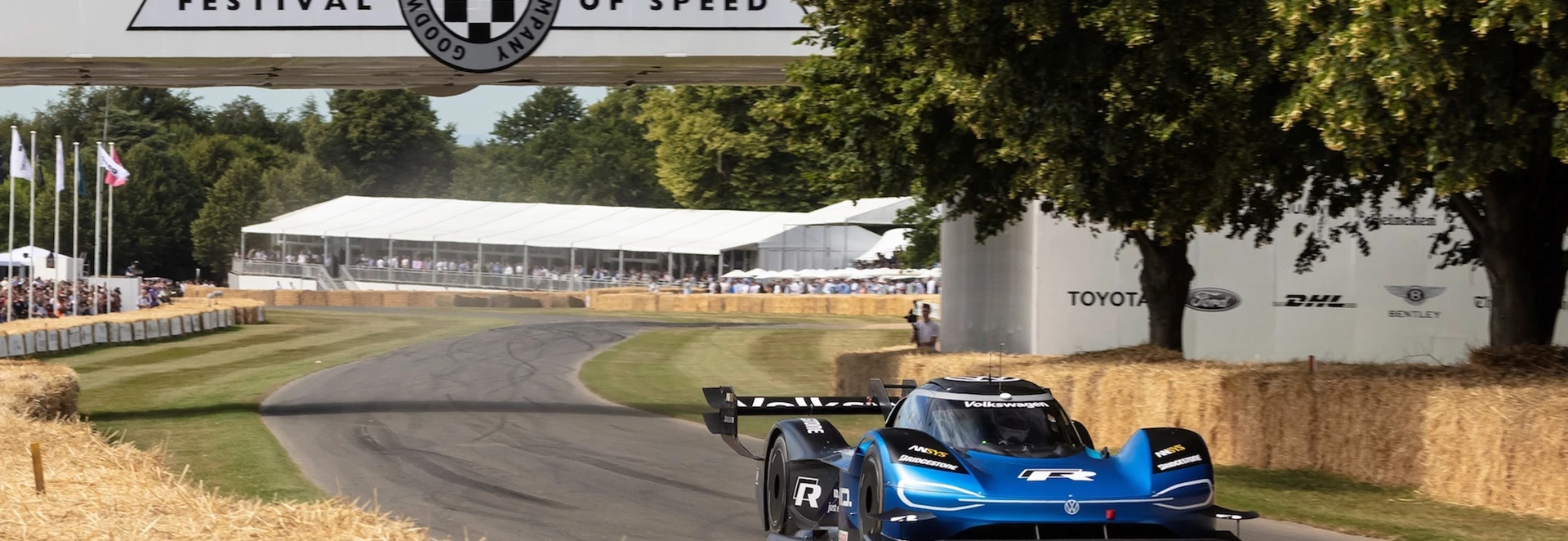 Volkswagen charges to new Goodwood record with all-electric ID.R
